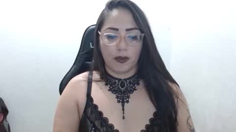 Natasha Smithe  online show from 11-11-25, 01:27