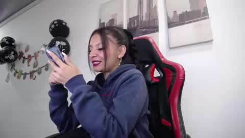 Natashax  online show from 10-21-25, 04:08