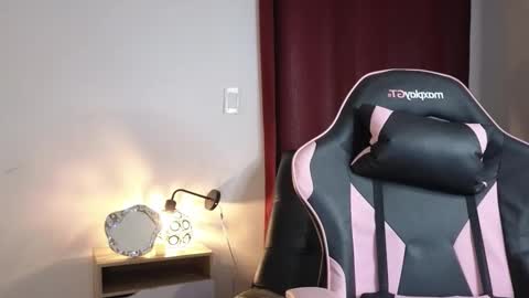 NATHALIA online show from 03-20-26, 03:44