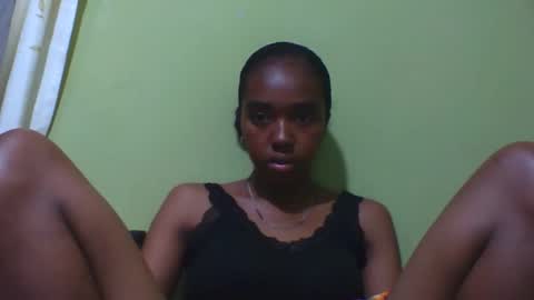 Snapshot of nathaaldy chatting on 10-18-25, 02:58 nathaaldy online show from 10-18-25, 02:58