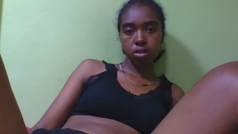 Snapshot of nathaaldy chatting on 10-22-25, 07:24 nathaaldy online show from 10-22-25, 07:24