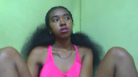 Snapshot of nathaaldy chatting on 11-18-25, 05:56 nathaaldy online show from 11-18-25, 05:56