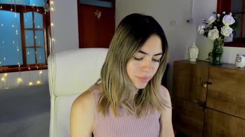 Snapshot of nathaaly_sky chatting on 01-13-25, 10:47 nathaly sky online show from 01-13-25, 10:47