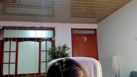 Snapshot of nathaaly_sky chatting on 01-27-25, 10:16 nathaly sky online show from 01-27-25, 10:16