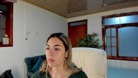 Snapshot of nathaaly_sky chatting on 02-12-25, 10:24 nathaly sky online show from 02-12-25, 10:24