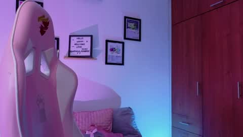 Nathalia Ramirez online show from 05-01-26, 05:01
