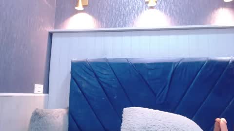 Snapshot of nathaliasmith3x chatting on 10-16-25, 05:52 Nathalia online show from 10-16-25, 05:52