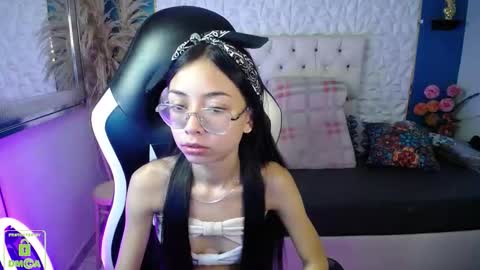 Snapshot of nathaliasweet_1_ chatting on 02-19-26, 02:02 nathaliasweet_1_ online show from 02-19-26, 02:02