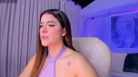 Snapshot of nathalie_rivers chatting on 02-11-26, 11:15 NATHALIE online show from 02-11-26, 11:15