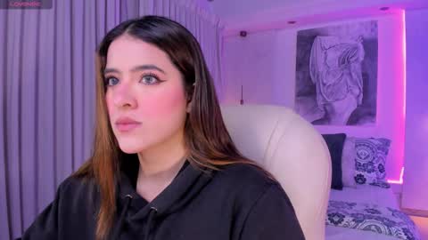 Snapshot of nathalie_rivers chatting on 02-25-26, 11:20 NATHALIE online show from 02-25-26, 11:20