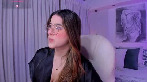 Snapshot of nathalie_rivers chatting on 03-18-26, 11:24 NATHALIE online show from 03-18-26, 11:24