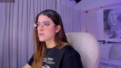 Snapshot of nathalie_rivers chatting on 03-20-26, 11:15 NATHALIE online show from 03-20-26, 11:15