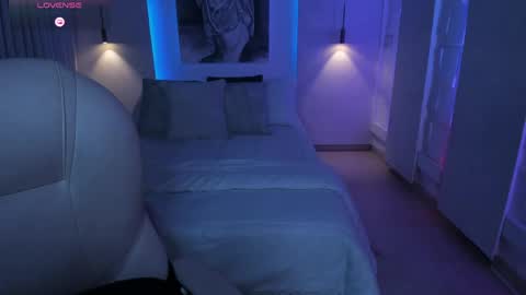 NATHALIE online show from 04-30-26, 11:16