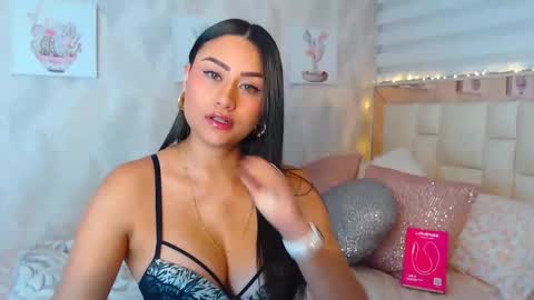 Nathalie Rose online show from 04-09-26, 09:47
