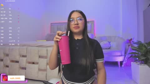    online show from 02-09-25, 03:32