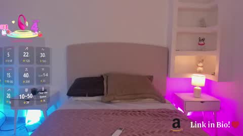 NATHALY  online show from 10-02-25, 10:44