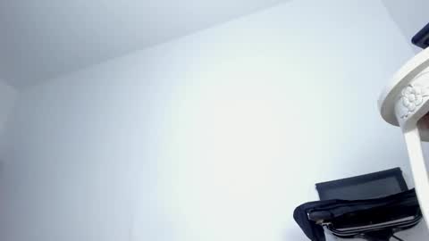 Snapshot of nathalyts19 chatting on 02-16-26, 09:22 Nathaly online show from 02-16-26, 09:22