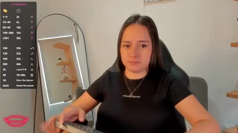 Snapshot of nathalyxx_ chatting on 12-23-24, 02:07 nathalyxx_ online show from 12-23-24, 02:07