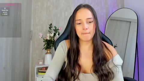 Snapshot of nathalyxx_ chatting on 05-14-26, 02:02 nathalyxx_ online show from 05-14-26, 02:02