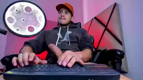   online show from 09-11-25, 01:06