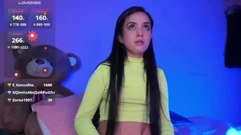 Snapshot of nathy_8 chatting on 01-08-25, 10:48 Nathalia online show from 01-08-25, 10:48