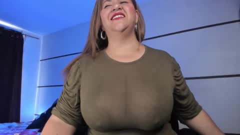 nathy  new independent account  online show from 12-22-25, 03:31