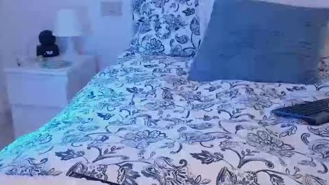 IRIS online show from 11-01-25, 06:59