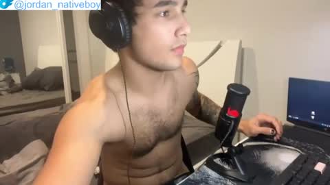 Snapshot of native_boy2 chatting on 05-17-26, 03:30 native_boy2 online show from 05-17-26, 03:30