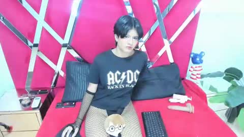 Snapshot of natsumiht chatting on 09-29-25, 05:12 natsumiht online show from 09-29-25, 05:12