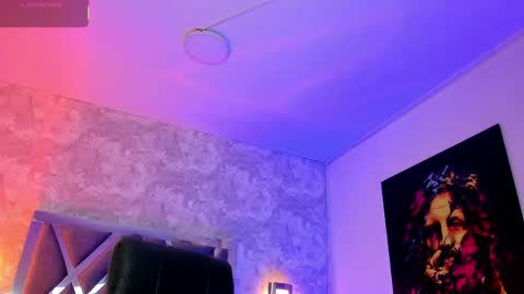 Snapshot of natt_collins chatting on 04-04-26, 02:21 Natalia online show from 04-04-26, 02:21