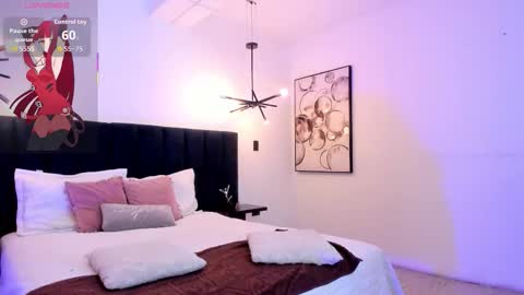 nattashaa online show from 11-24-25, 11:43