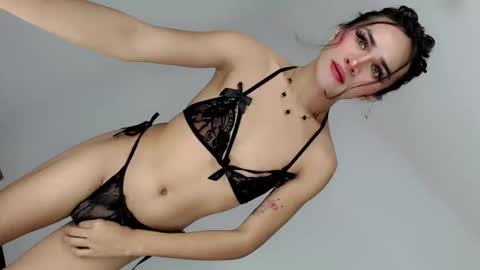 Nathalie smith online show from 03-16-26, 02:43