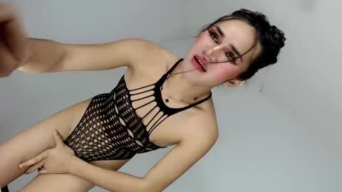 Nathalie smith online show from 03-18-26, 08:50