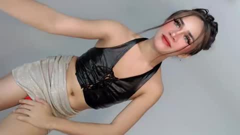 Nathalie smith online show from 05-09-26, 02:11