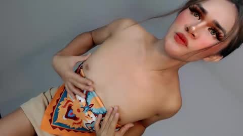 Nathalie smith online show from 05-12-26, 02:08
