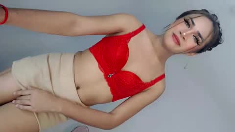 Nathalie smith online show from 05-21-26, 06:20