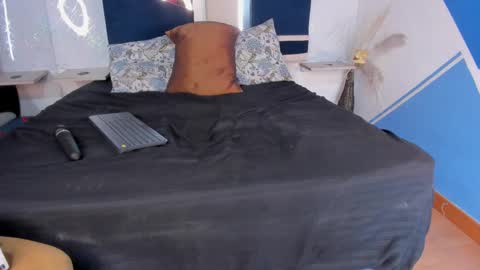 Snapshot of nattyreyes chatting on 09-15-25, 04:29 natalia online show from 09-15-25, 04:29