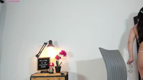 Snapshot of nattytrainor chatting on 02-27-26, 09:04 Natty Trainor online show from 02-27-26, 09:04