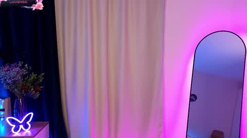 Ella online show from 02-08-26, 01:25