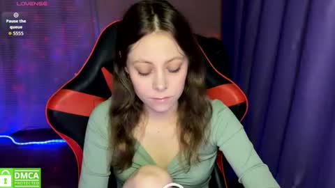 Snapshot of natural_babe666 chatting on 06-21-26, 10:34 natural_babe666 online show from 06-21-26, 10:34