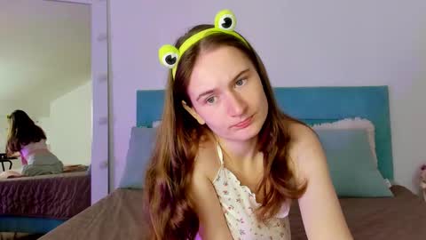 Meri online show from 10-22-25, 05:30