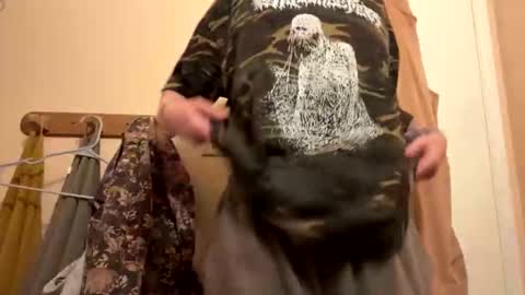 Snapshot of naturebabe666 chatting on 12-21-25, 04:19 naturebabe666 online show from 12-21-25, 04:19