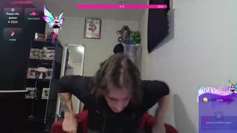 Snapshot of naturesbest951 chatting on 02-19-26, 12:28 NATURESBEST online show from 02-19-26, 12:28