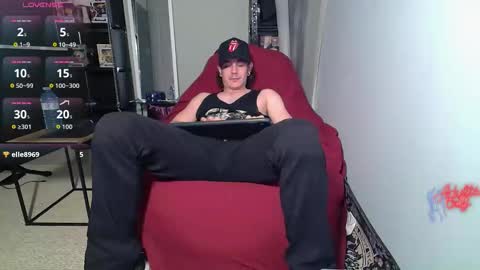 Snapshot of naturesbest951 chatting on 02-19-26, 11:23 NATURESBEST online show from 02-19-26, 11:23