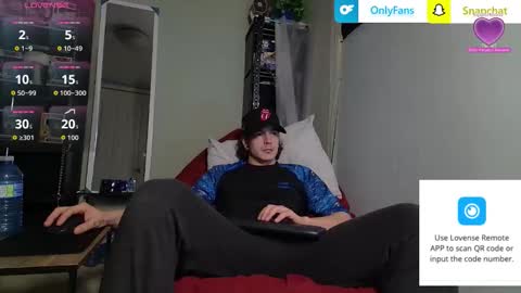 Snapshot of naturesbest951 chatting on 02-22-26, 03:18 NATURESBEST online show from 02-22-26, 03:18