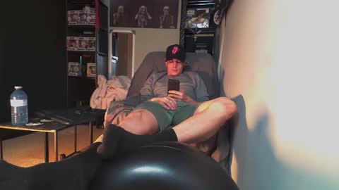 Snapshot of naturesbest951 chatting on 03-26-26, 10:10 NATURESBEST online show from 03-26-26, 10:10