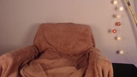 Snapshot of naty_naturalgirl chatting on 01-12-25, 08:14 Nataly online show from 01-12-25, 08:14