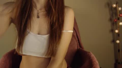 Snapshot of naty_naturalgirl chatting on 02-21-25, 06:48 Nataly online show from 02-21-25, 06:48