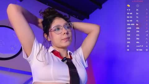 Naty Saenz online show from 09-18-25, 10:06