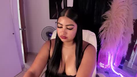 Snapshot of naty_tony chatting on 09-16-25, 01:01 Natasha doll31 online show from 09-16-25, 01:01